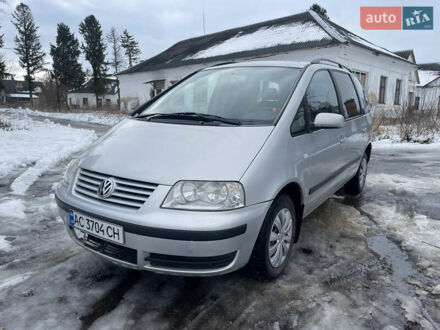 Сірий Фольксваген Шаран, об'ємом двигуна 1.9 л та пробігом 400 тис. км за 3600 $, фото 1 на Automoto.ua
