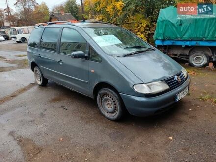 Фольксваген Шаран 2000 у Каменце-Подольском на Automoto.ua Сірий Фольксваген Шаран, об'ємом двигуна 1.9 л та пробігом 200 тис. км за 1300 $, фото 1 на Automoto.ua