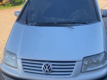 Фольксваген Шаран 2001 у Хусте на Automoto.ua Сірий Фольксваген Шаран, об'ємом двигуна 1.9 л та пробігом 3 тис. км за 1800 $, фото 1 на Automoto.ua