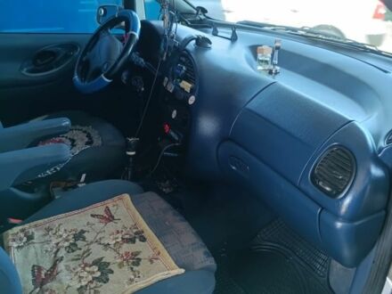 Сірий Фольксваген Шаран, об'ємом двигуна 2 л та пробігом 450 тис. км за 2200 $, фото 1 на Automoto.ua