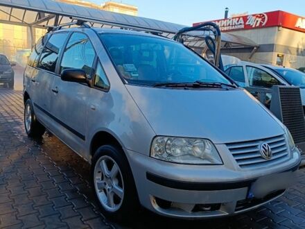 Фольксваген Шаран 2002 в Кривом Роге на Automoto.ua Серый Фольксваген Шаран, объемом двигателя 0 л и пробегом 300 тыс. км за 4500 $, фото 1 на Automoto.ua