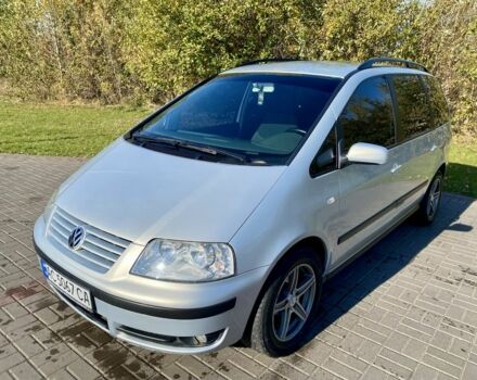Фольксваген Шаран 2002 в Нововолынск на Automoto.ua Серый Фольксваген Шаран, объемом двигателя 1.9 л и пробегом 330 тыс. км за 4500 $, фото 1 на Automoto.ua