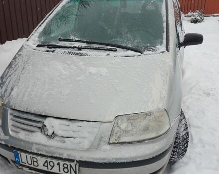 Серый Фольксваген Шаран, объемом двигателя 1.9 л и пробегом 388 тыс. км за 2245 $, фото 1 на Automoto.ua