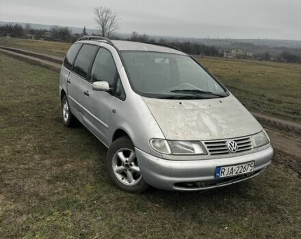 Сірий Фольксваген Шаран, об'ємом двигуна 1.9 л та пробігом 111 тис. км за 1200 $, фото 1 на Automoto.ua