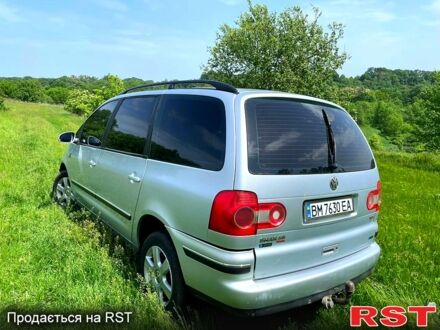 Фольксваген Шаран 2004 в Ахтырке на Automoto.ua Серый Фольксваген Шаран, объемом двигателя 1.9 л и пробегом 393 тыс. км за 5800 $, фото 1 на Automoto.ua