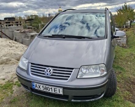 Сірий Фольксваген Шаран, об'ємом двигуна 1.9 л та пробігом 270 тис. км за 5849 $, фото 1 на Automoto.ua