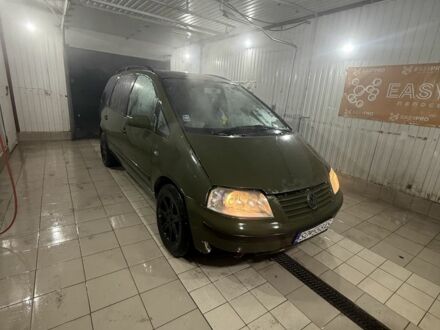 Фольксваген Шаран 2005 в Харькове на Automoto.ua Серый Фольксваген Шаран, объемом двигателя 1.9 л и пробегом 250 тыс. км за 1200 $, фото 1 на Automoto.ua