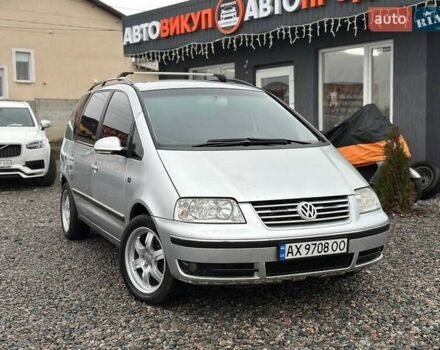Серый Фольксваген Шаран, объемом двигателя 2.79 л и пробегом 320 тыс. км за 3999 $, фото 1 на Automoto.ua