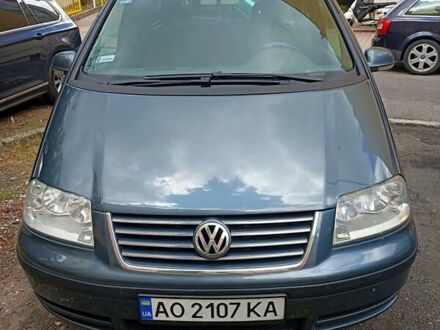 Фольксваген Шаран 2007 в Ужгороде на Automoto.ua Серый Фольксваген Шаран, объемом двигателя 1.9 л и пробегом 300 тыс. км за 5506 $, фото 1 на Automoto.ua