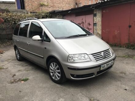 Фольксваген Шаран 2007 у Києві на Automoto.ua Сірий Фольксваген Шаран, об'ємом двигуна 1.9 л та пробігом 280 тис. км за 3900 $, фото 1 на Automoto.ua