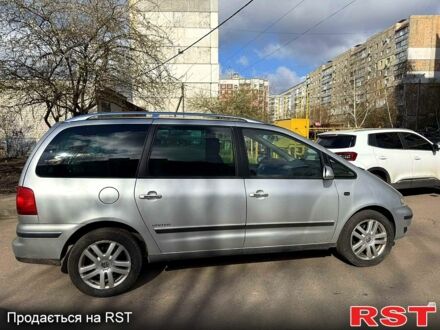 Фольксваген Шаран 2008 у Житомирі на Automoto.ua Сірий Фольксваген Шаран, об'ємом двигуна 2 л та пробігом 330 тис. км за 6500 $, фото 1 на Automoto.ua