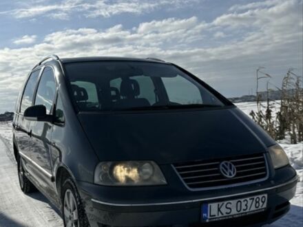Сірий Фольксваген Шаран, об'ємом двигуна 2 л та пробігом 420 тис. км за 2300 $, фото 1 на Automoto.ua