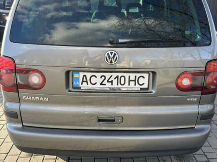 Сірий Фольксваген Шаран, об'ємом двигуна 1.9 л та пробігом 313 тис. км за 8300 $, фото 1 на Automoto.ua