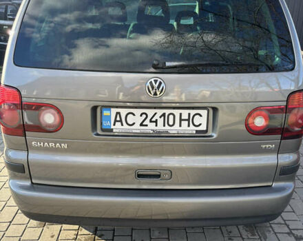 Серый Фольксваген Шаран, объемом двигателя 1.9 л и пробегом 313 тыс. км за 8300 $, фото 1 на Automoto.ua