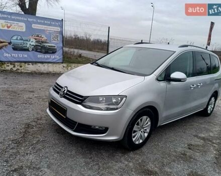 Серый Фольксваген Шаран, объемом двигателя 1.97 л и пробегом 271 тыс. км за 10900 $, фото 1 на Automoto.ua