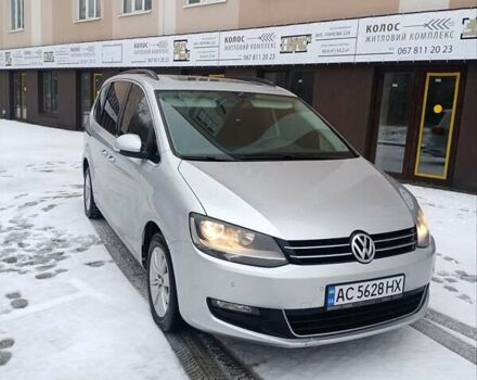 Серый Фольксваген Шаран, объемом двигателя 1.97 л и пробегом 330 тыс. км за 9900 $, фото 1 на Automoto.ua