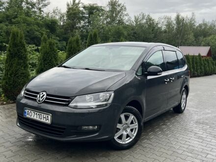 Фольксваген Шаран 2011 в Тячеве на Automoto.ua Серый Фольксваген Шаран, объемом двигателя 2 л и пробегом 310 тыс. км за 9800 $, фото 1 на Automoto.ua