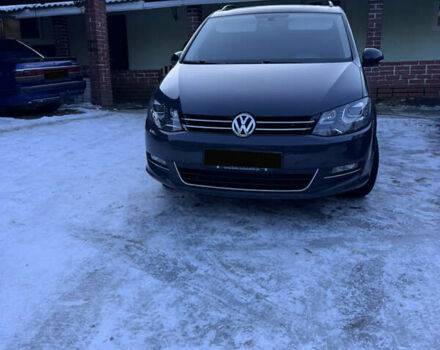 Сірий Фольксваген Шаран, об'ємом двигуна 2 л та пробігом 330 тис. км за 14657 $, фото 1 на Automoto.ua