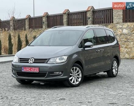 Сірий Фольксваген Шаран, об'ємом двигуна 2 л та пробігом 267 тис. км за 15950 $, фото 1 на Automoto.ua