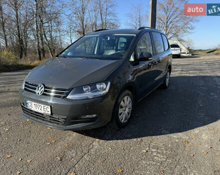 Серый Фольксваген Шаран, объемом двигателя 1.97 л и пробегом 274 тыс. км за 13600 $, фото 1 на Automoto.ua