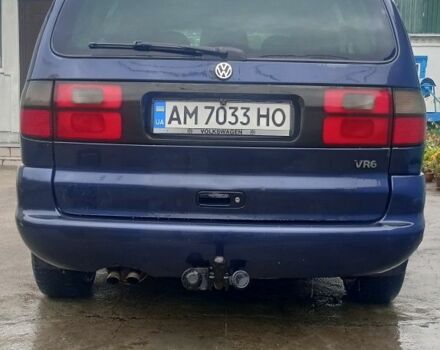 Синій Фольксваген Шаран, об'ємом двигуна 2.8 л та пробігом 470 тис. км за 1999 $, фото 1 на Automoto.ua