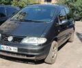 Синій Фольксваген Шаран, об'ємом двигуна 2.8 л та пробігом 625 тис. км за 1902 $, фото 1 на Automoto.ua