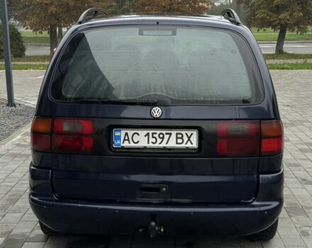 Синій Фольксваген Шаран, об'ємом двигуна 1.9 л та пробігом 378 тис. км за 2650 $, фото 4 на Automoto.ua