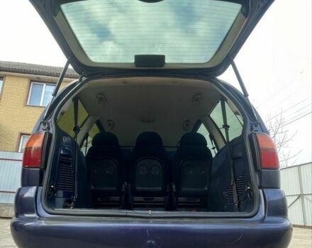 Синий Фольксваген Шаран, объемом двигателя 1.9 л и пробегом 294 тыс. км за 4700 $, фото 11 на Automoto.ua