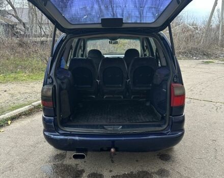 Синий Фольксваген Шаран, объемом двигателя 1.9 л и пробегом 231 тыс. км за 1450 $, фото 7 на Automoto.ua