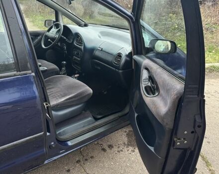 Синий Фольксваген Шаран, объемом двигателя 1.9 л и пробегом 231 тыс. км за 1450 $, фото 8 на Automoto.ua