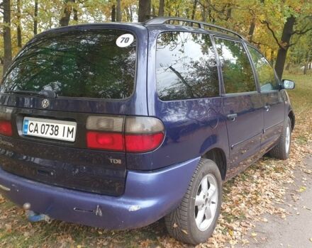 Фольксваген Шаран 1999 в Черкассах на Automoto.ua Синий Фольксваген Шаран, объемом двигателя 1.9 л и пробегом 379 тыс. км за 4200 $, фото 3 на Automoto.ua