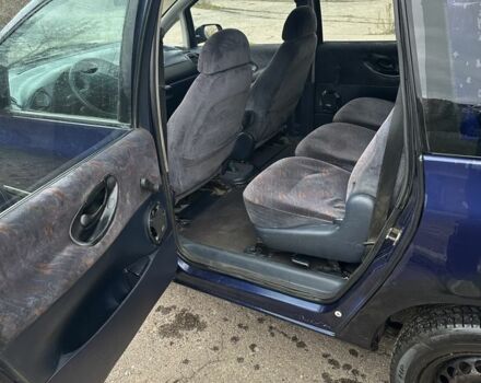 Синий Фольксваген Шаран, объемом двигателя 1.9 л и пробегом 231 тыс. км за 1450 $, фото 6 на Automoto.ua