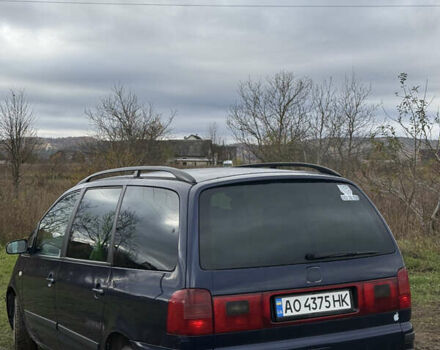 Синий Фольксваген Шаран, объемом двигателя 1.9 л и пробегом 298 тыс. км за 4200 $, фото 10 на Automoto.ua