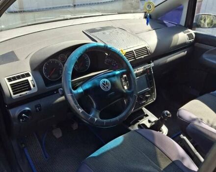 Синий Фольксваген Шаран, объемом двигателя 1.97 л и пробегом 281 тыс. км за 2600 $, фото 5 на Automoto.ua