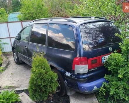 Синий Фольксваген Шаран, объемом двигателя 1.97 л и пробегом 281 тыс. км за 2600 $, фото 3 на Automoto.ua