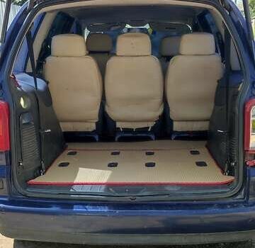 Синий Фольксваген Шаран, объемом двигателя 0 л и пробегом 300 тыс. км за 3800 $, фото 15 на Automoto.ua