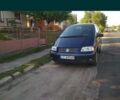 Синий Фольксваген Шаран, объемом двигателя 0 л и пробегом 290 тыс. км за 398 $, фото 1 на Automoto.ua