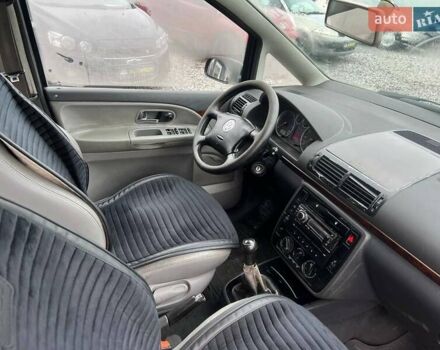 Синий Фольксваген Шаран, объемом двигателя 1.9 л и пробегом 300 тыс. км за 2999 $, фото 4 на Automoto.ua