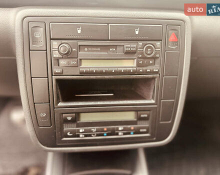 Синий Фольксваген Шаран, объемом двигателя 2 л и пробегом 265 тыс. км за 5150 $, фото 13 на Automoto.ua