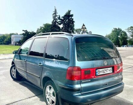 Синий Фольксваген Шаран, объемом двигателя 1.8 л и пробегом 330 тыс. км за 4850 $, фото 3 на Automoto.ua