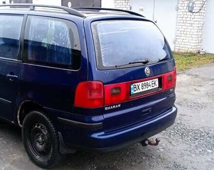 Синий Фольксваген Шаран, объемом двигателя 1.9 л и пробегом 377 тыс. км за 2800 $, фото 2 на Automoto.ua