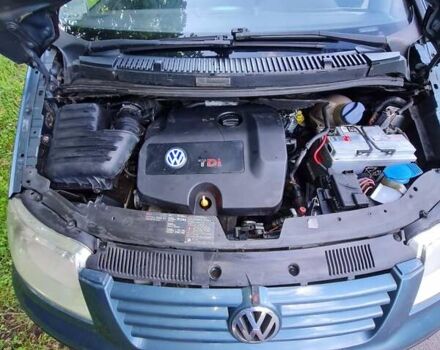 Синий Фольксваген Шаран, объемом двигателя 1.9 л и пробегом 406 тыс. км за 2599 $, фото 4 на Automoto.ua