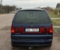 Синий Фольксваген Шаран, объемом двигателя 1.9 л и пробегом 320 тыс. км за 1699 $, фото 4 на Automoto.ua