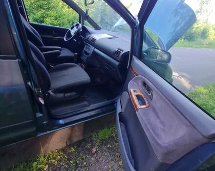 Синий Фольксваген Шаран, объемом двигателя 1.9 л и пробегом 406 тыс. км за 2599 $, фото 3 на Automoto.ua