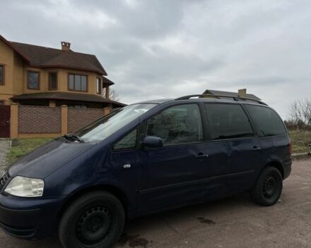 Синий Фольксваген Шаран, объемом двигателя 1.9 л и пробегом 320 тыс. км за 1699 $, фото 3 на Automoto.ua