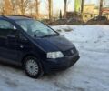 Синій Фольксваген Шаран, об'ємом двигуна 1.8 л та пробігом 270 тис. км за 2250 $, фото 1 на Automoto.ua