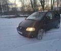 Синій Фольксваген Шаран, об'ємом двигуна 2 л та пробігом 320 тис. км за 2600 $, фото 1 на Automoto.ua
