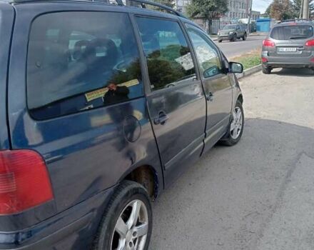 Синий Фольксваген Шаран, объемом двигателя 1.9 л и пробегом 600 тыс. км за 3500 $, фото 7 на Automoto.ua