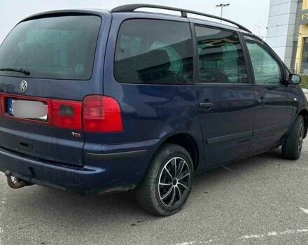 Синий Фольксваген Шаран, объемом двигателя 1.9 л и пробегом 320 тыс. км за 2500 $, фото 3 на Automoto.ua