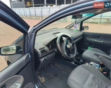 Синій Фольксваген Шаран, об'ємом двигуна 1.9 л та пробігом 342 тис. км за 4200 $, фото 8 на Automoto.ua